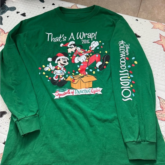 Retired Limited Edition Osbourne Lights Finale - Picture 1 of 6